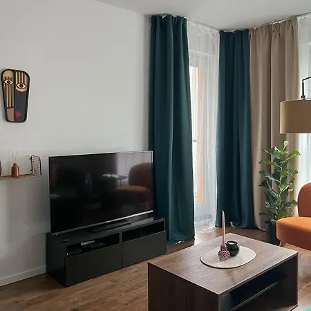 Apartment Elegant And Comfortable